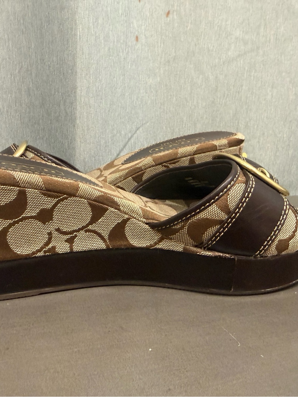 Coach Brown Mule Sandals with Signature Monogram and Gold Buckle Sz 8/.5 b - Picture 6 of 8